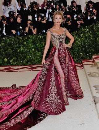 abito gucci indossato da blake lively|Blake Lively i migliori look al Met Gala dal 2008 a oggi .